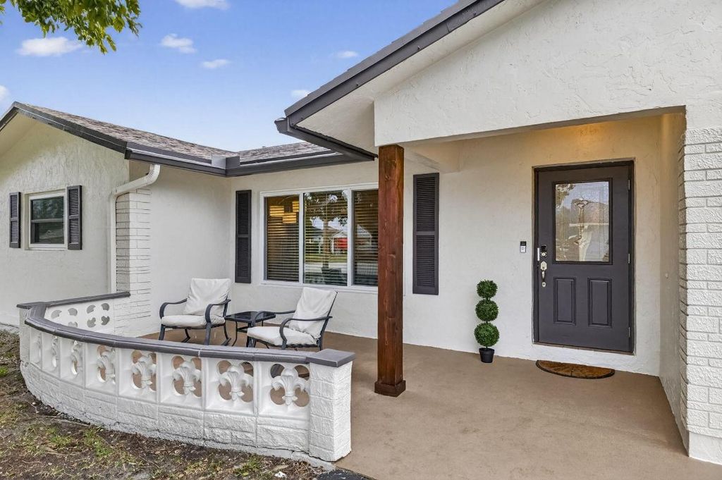 Photo of 7101 NW 98th Terrace, Tamarac, FL 33321 (MLS # R11156741)