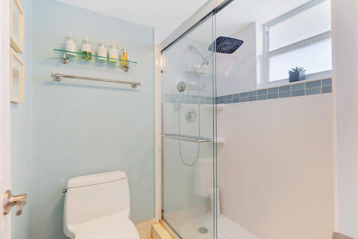 TUSCANY OF PALM BEACH CONDOMINIUM - Residential