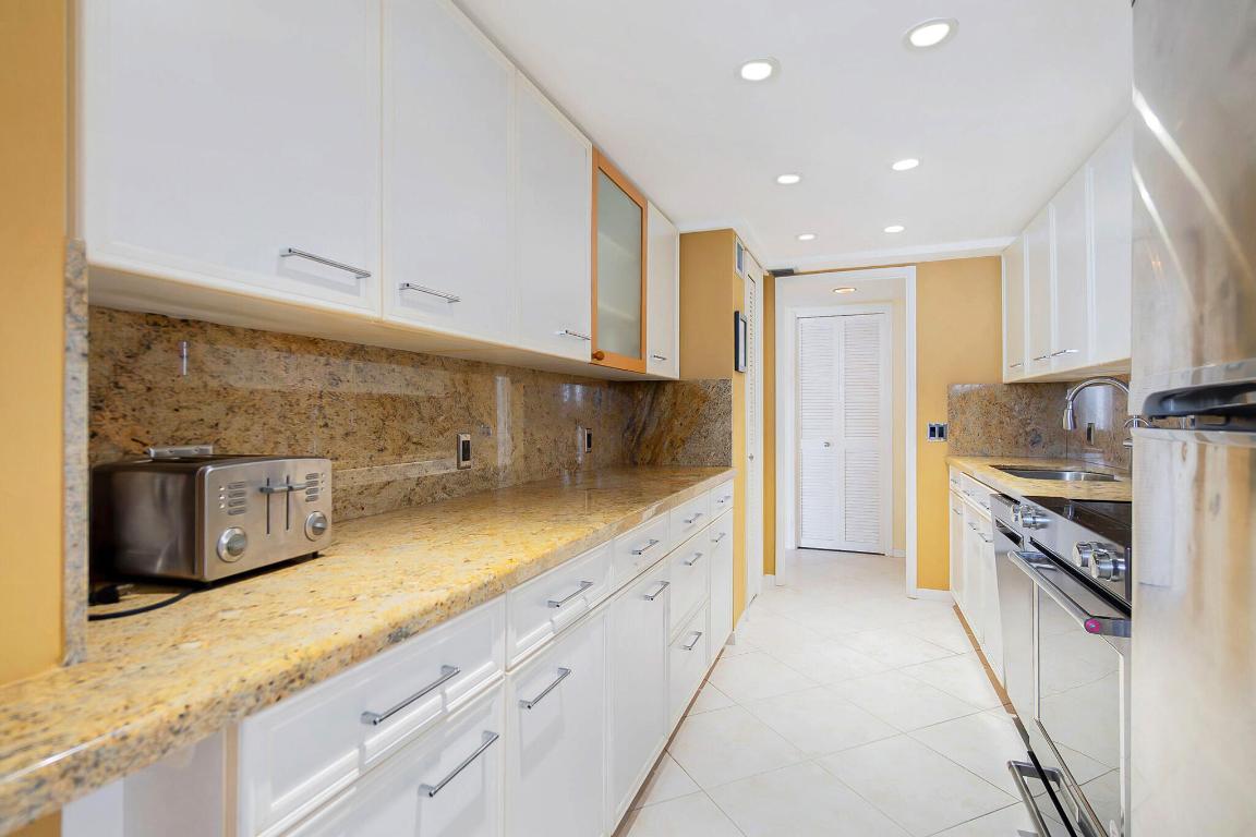 TUSCANY OF PALM BEACH CONDOMINIUM - Residential