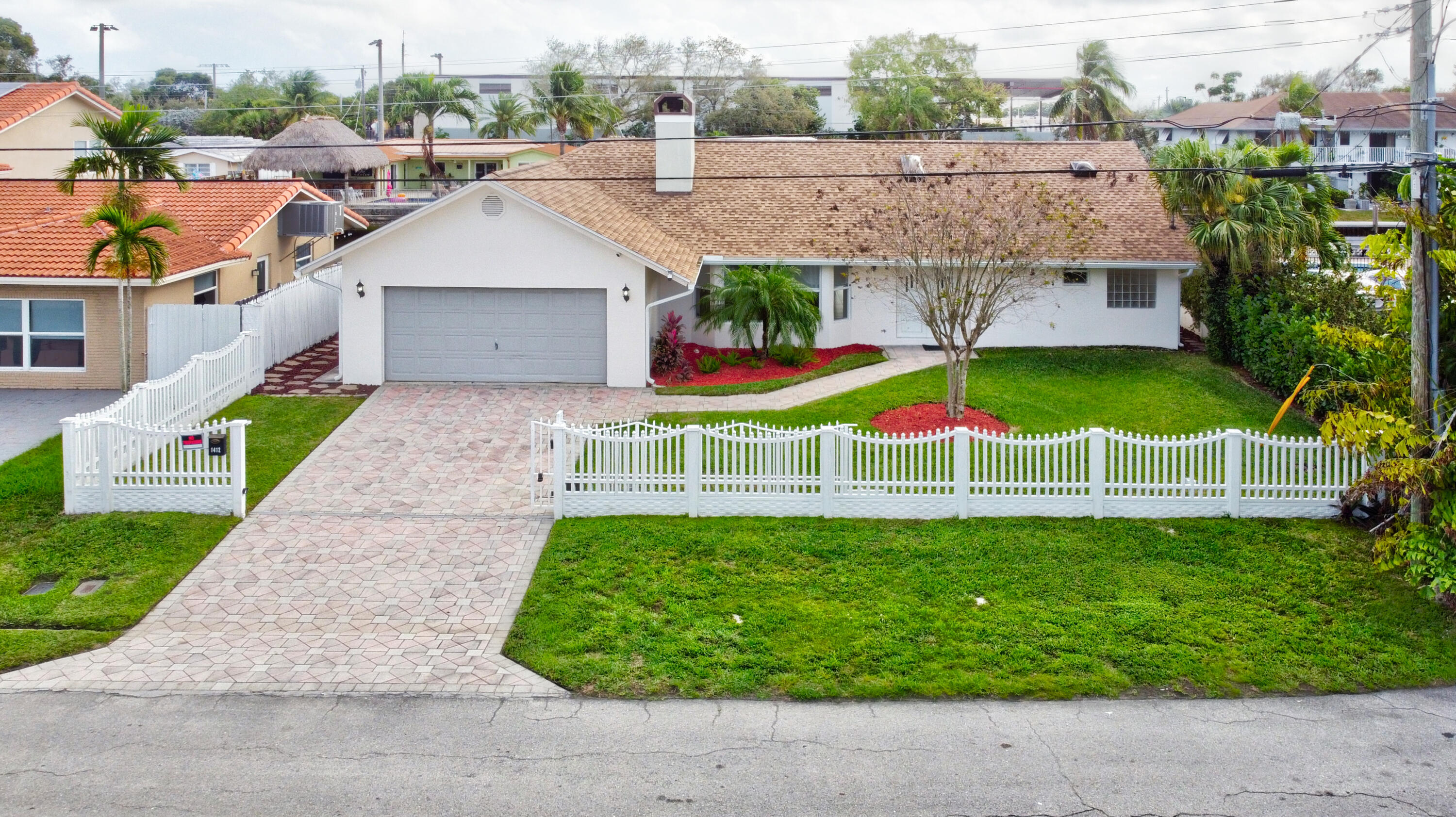 CORAL RIDGE ISLES - Residential Lease