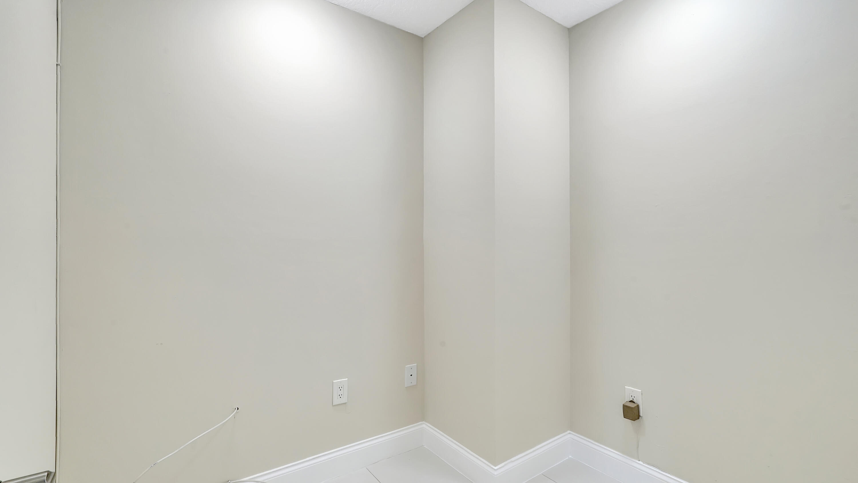 CORAL RIDGE ISLES - Residential Lease