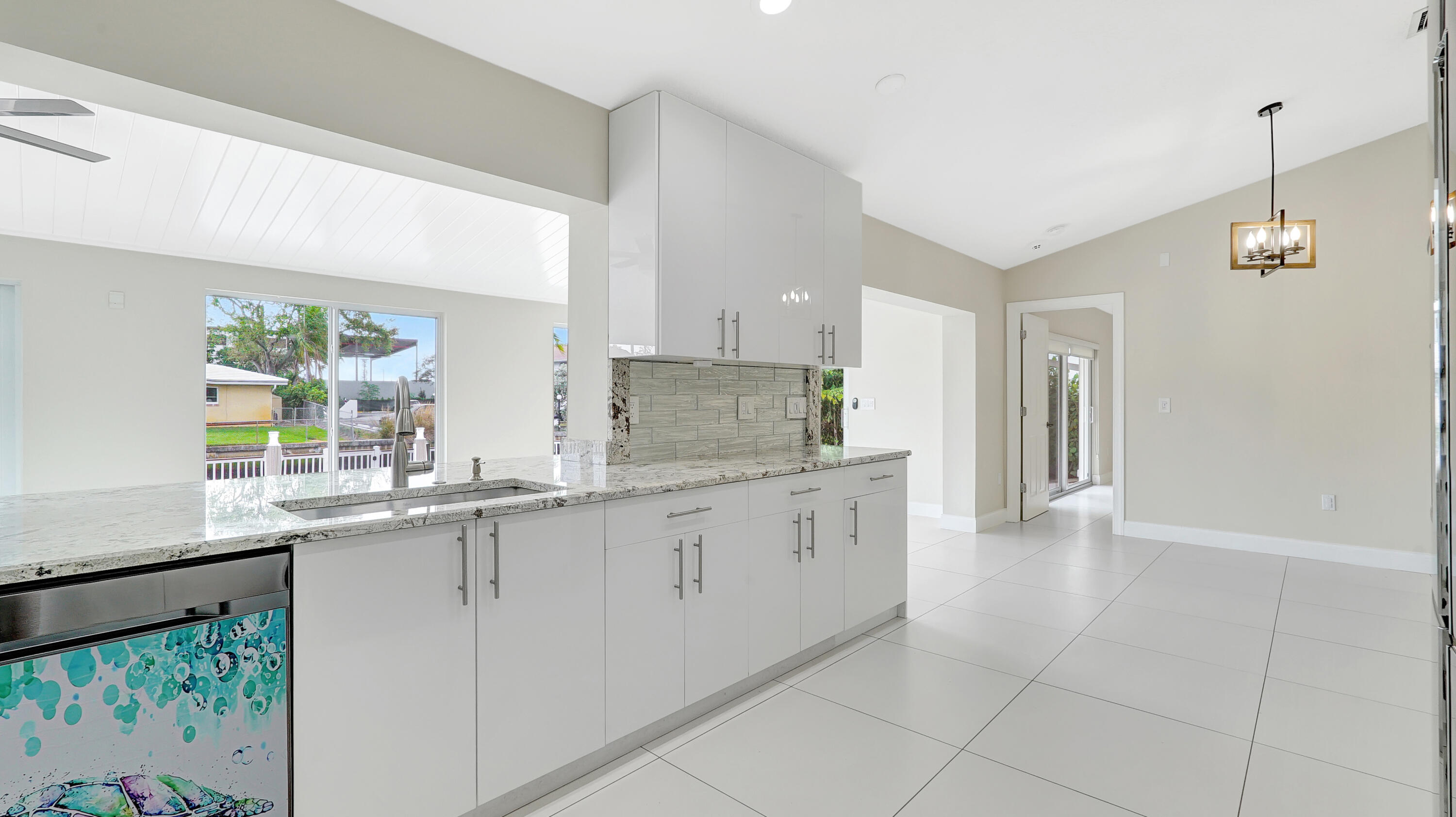 CORAL RIDGE ISLES - Residential Lease