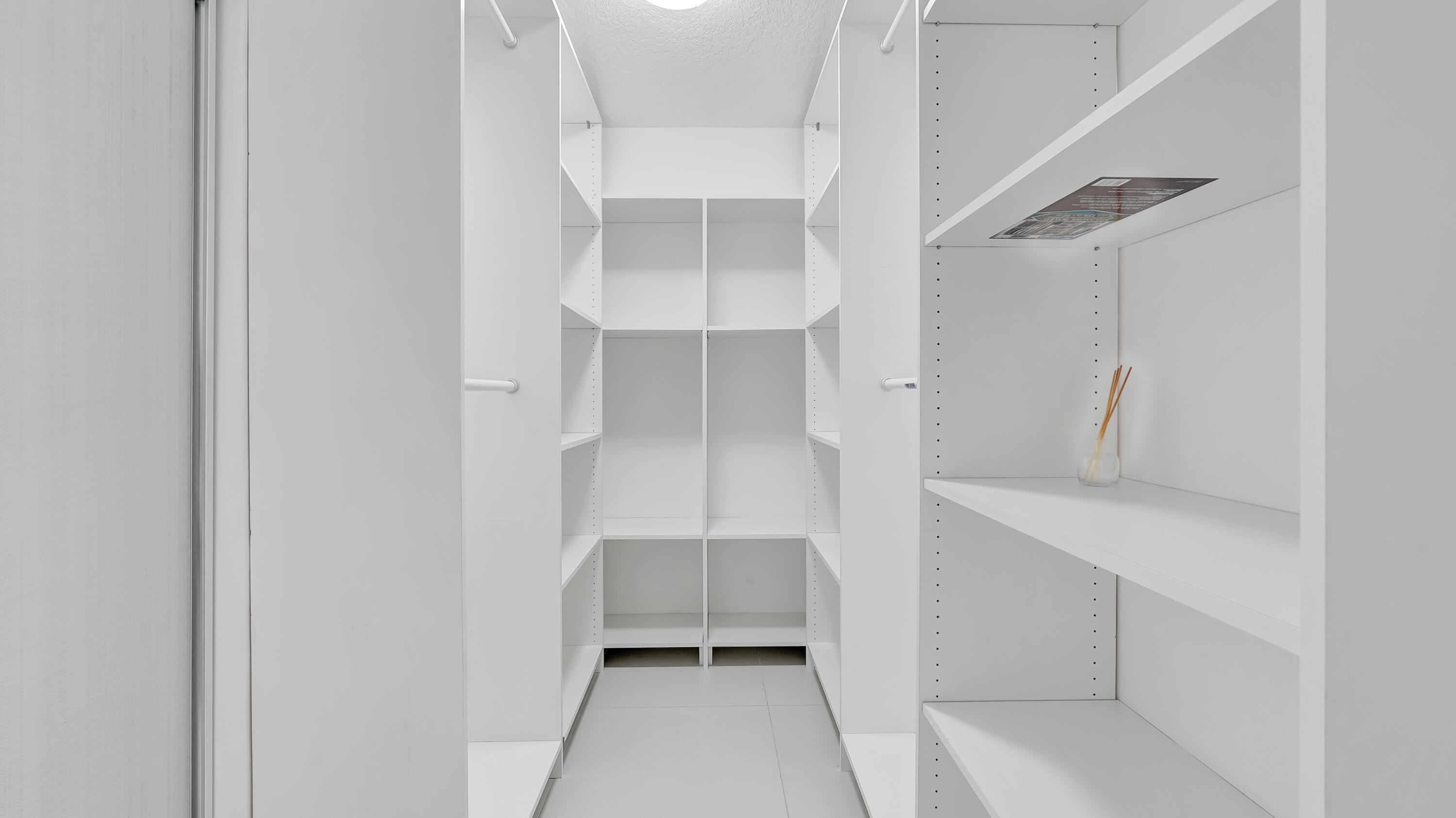 CORAL RIDGE ISLES - Residential Lease