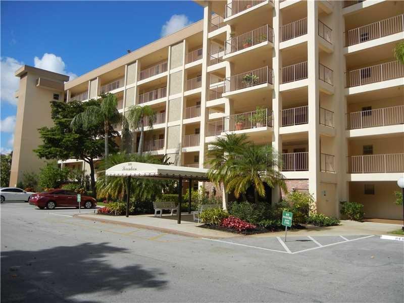 * EXCELLENT * CONDO!!! CRISP CLEAN, REMODELED KITCHEN, WITH BEAUTIFUL BACK SPLASH. REMODELED BATHROOMS. BEAUTIFUL WHITE TILE FLOOR THROUGHOUT. SPACIOUS AND BRIGHT. CLOSED IN BALCONY GIVES YOU EXTRA LIVING SPACE YEAR ROUND. NEW FANS. SHOWS VERY WELL!! BEAUTIFUL VIEW! STEPS FROM THE POOL. 10 MIN TO THE BEACH. WALK TO RESTAURANTS, SHOPPING, ISLE CASINO AND RACE TRACK. GREAT SHOPPING. CLOSE TO ALL HWY. WATER AND CABLE INCLUDED. CREDIT SCORE MUST BE 700.
SERVICE ANIMAL (ONLY) WITH PROPER DOCUMENTATION.
