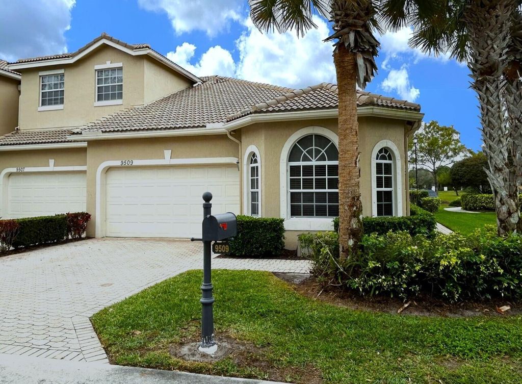 Photo of 9509 Crooked Stick Lane, Port Saint Lucie, FL 34986 (MLS # R10948992)