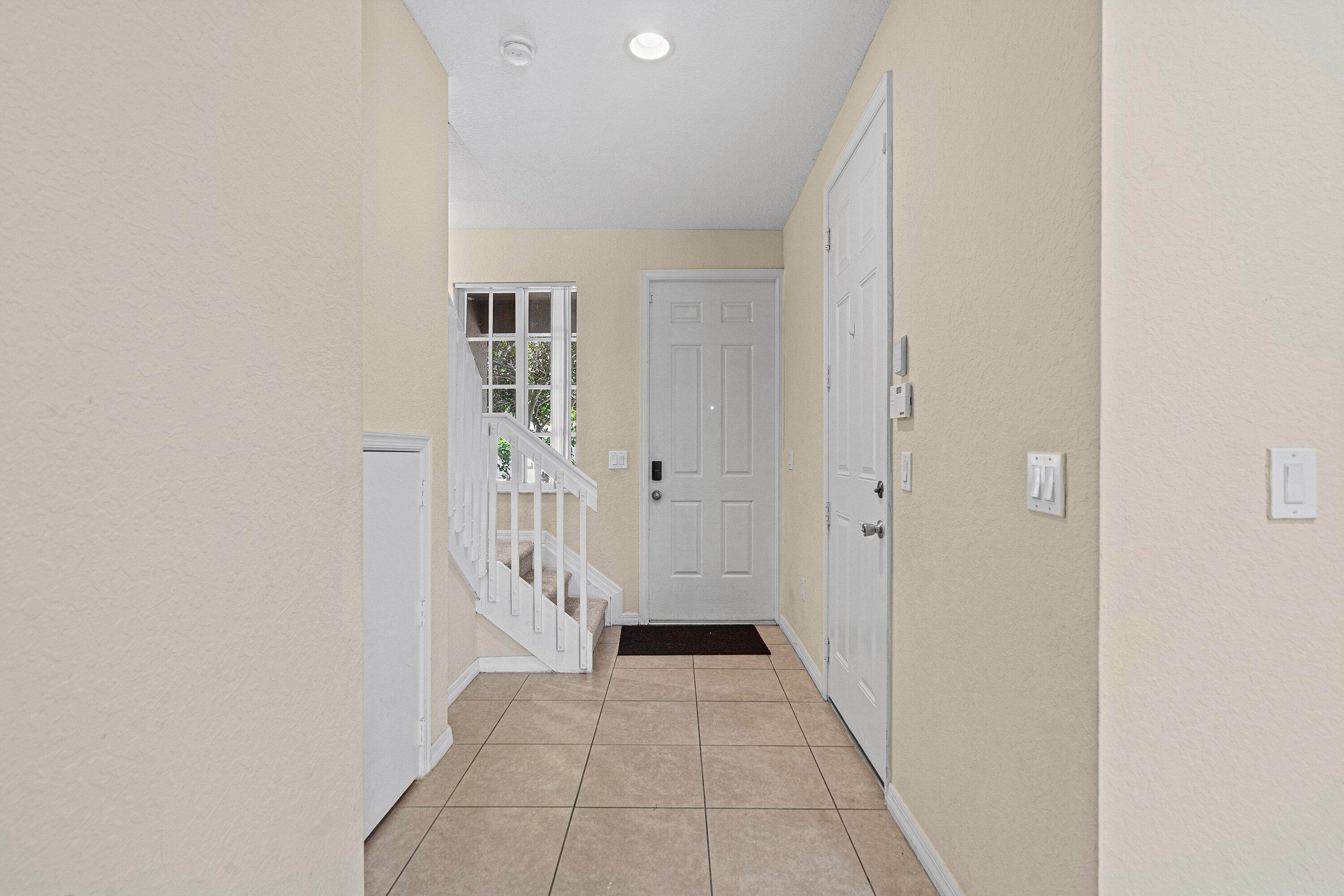 6272 S MILITARY Trail 203