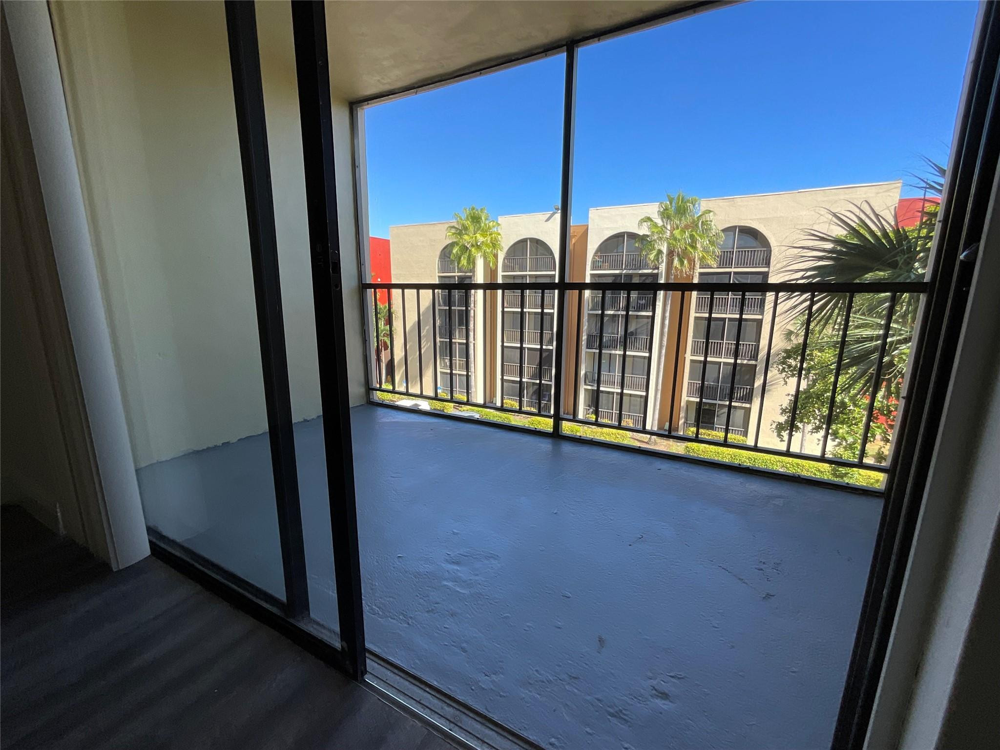 Aventura Harbor - Residential Lease