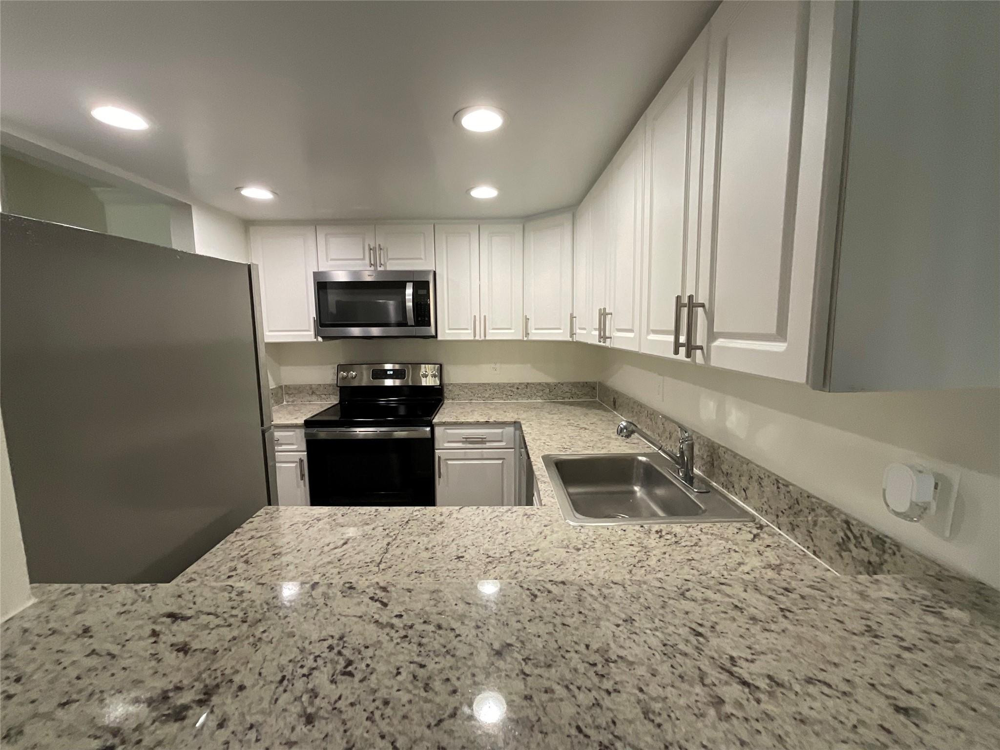 Aventura Harbor - Residential Lease