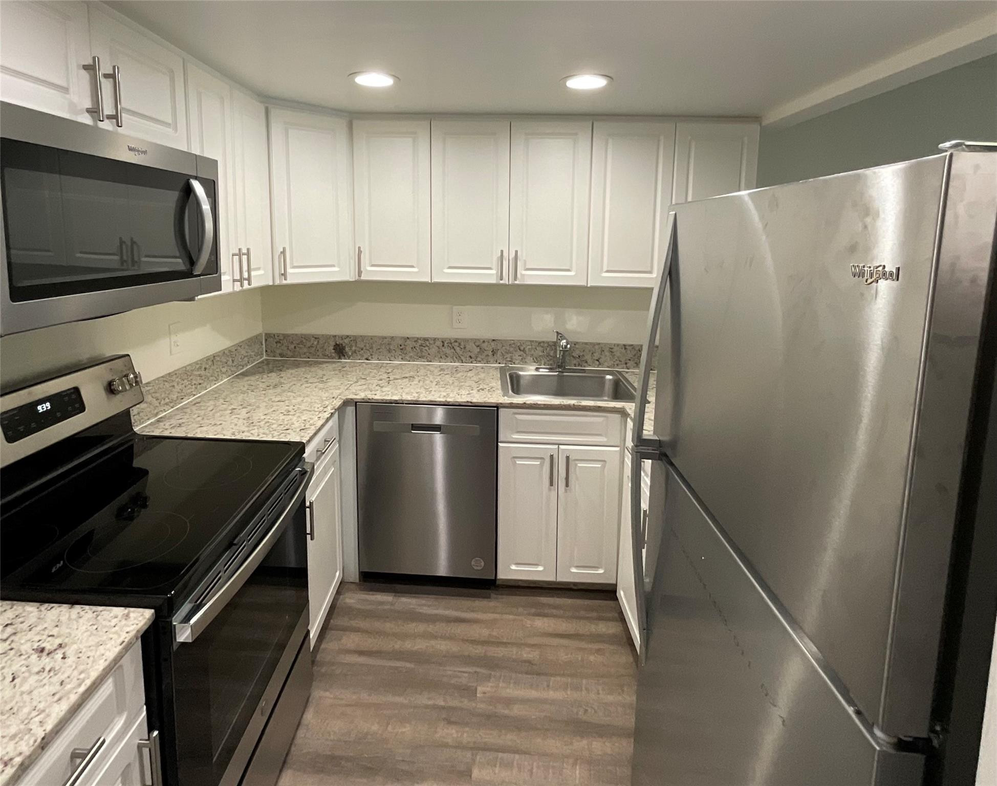 Aventura Harbor - Residential Lease
