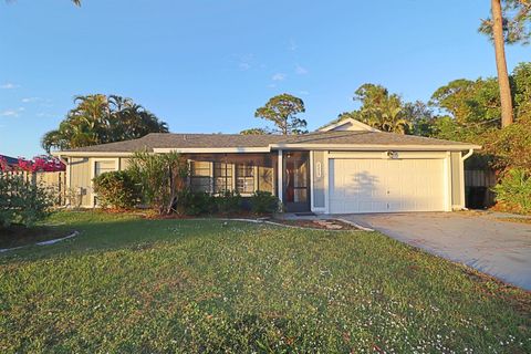 A home in Port St Lucie