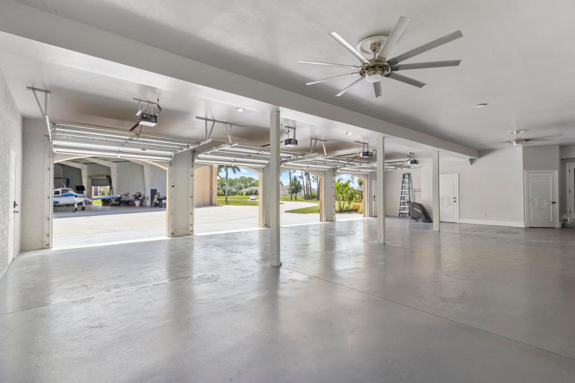 Pine Shadows Air Park - Residential