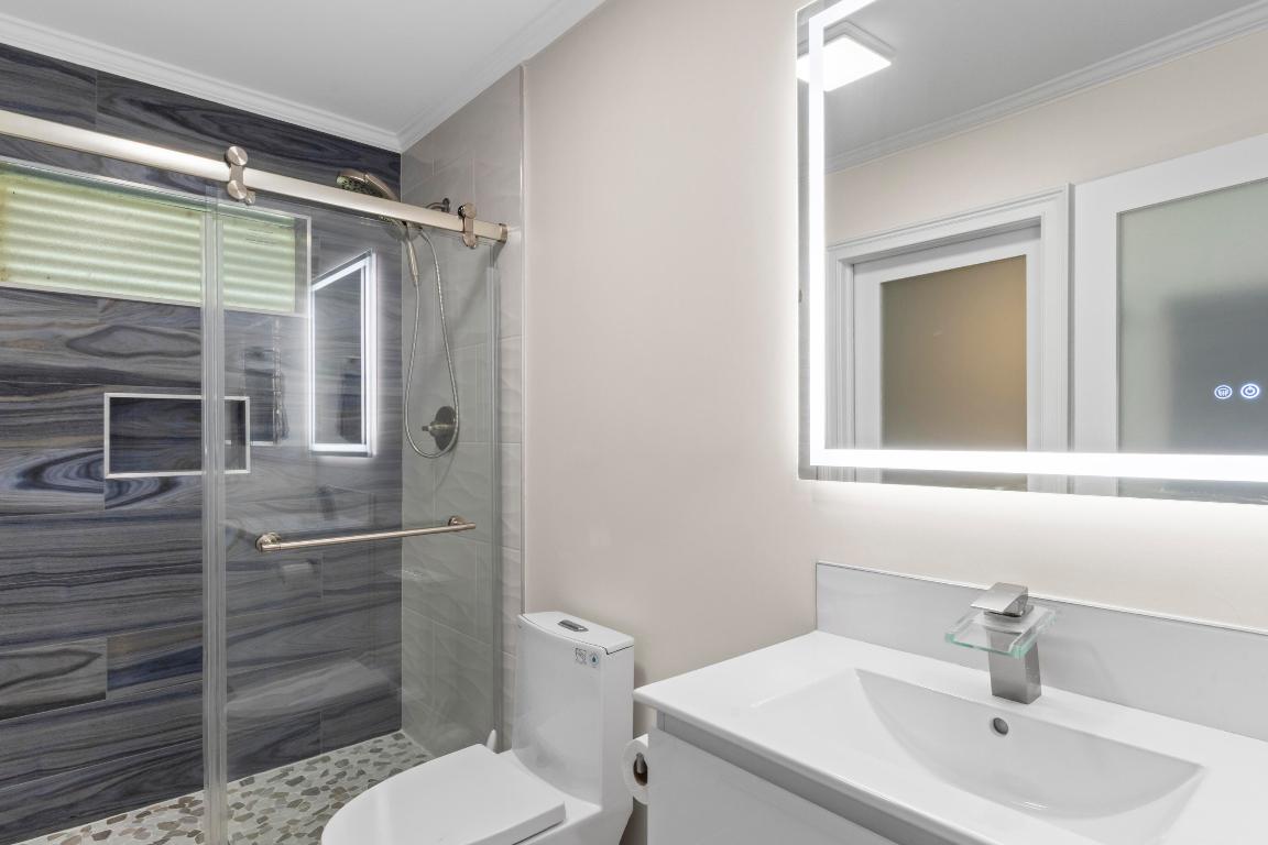 Pine Shadows Air Park - Residential