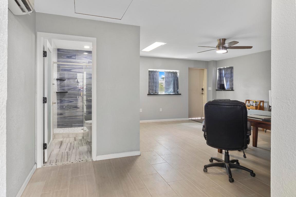 Pine Shadows Air Park - Residential