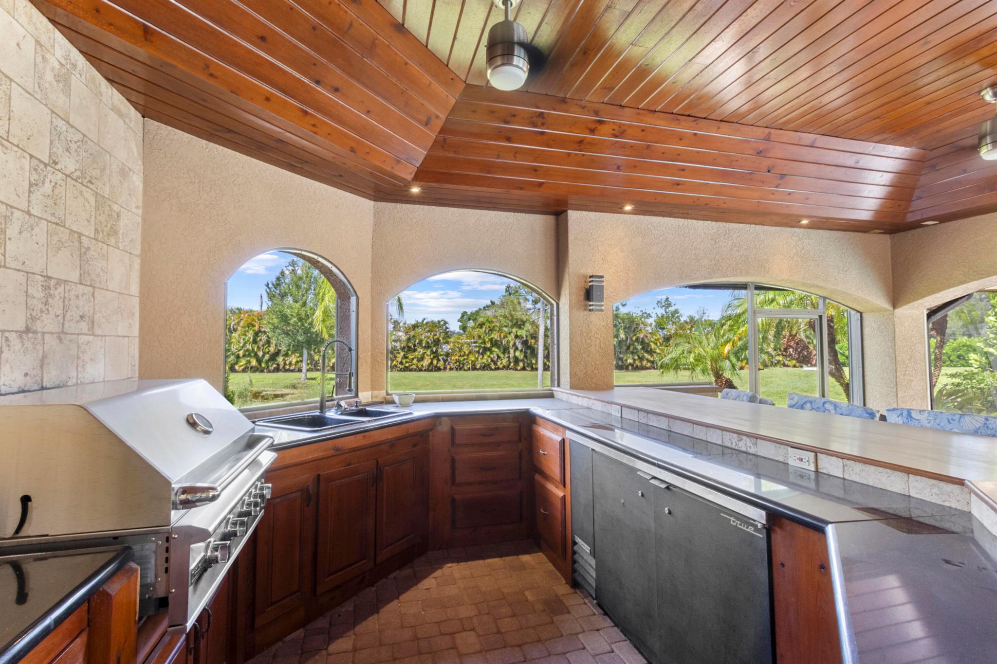 Pine Shadows Air Park - Residential