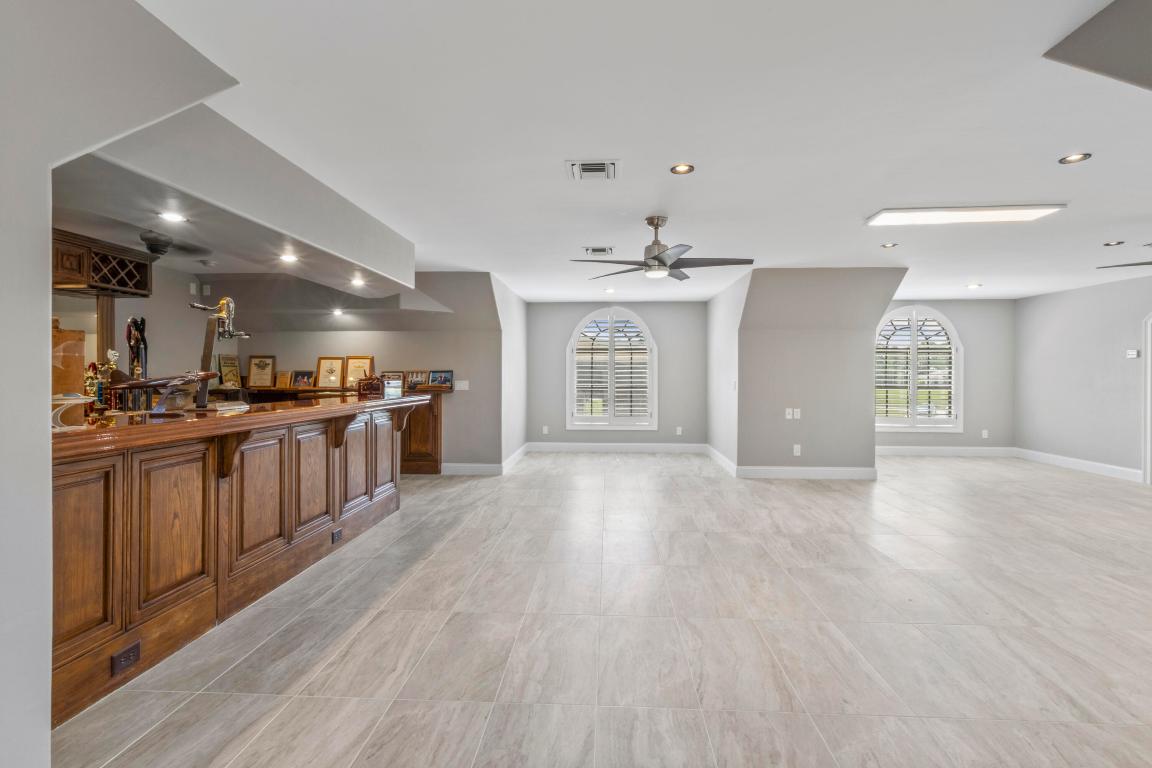 Pine Shadows Air Park - Residential