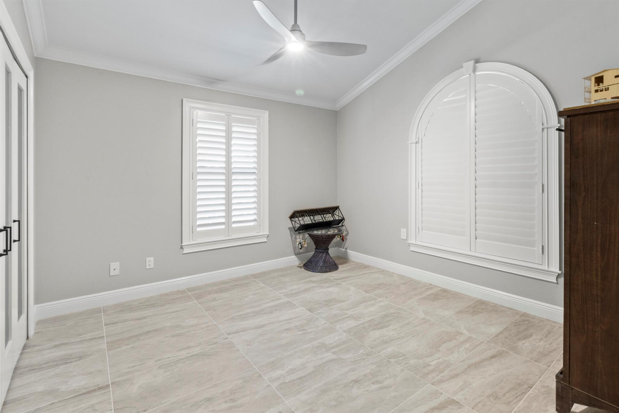 Pine Shadows Air Park - Residential