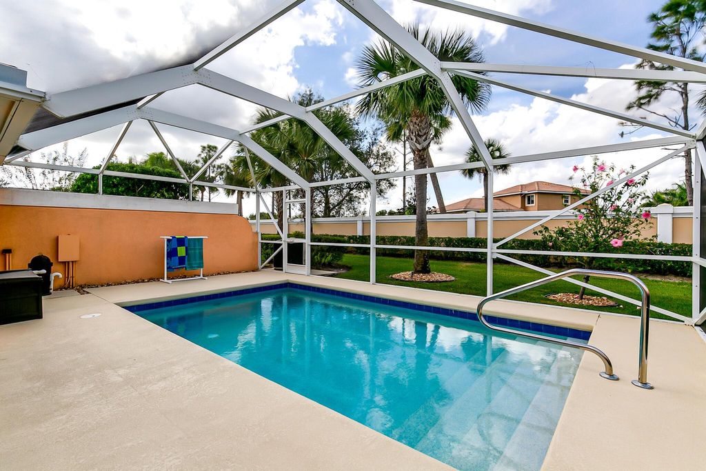 Photo of 10473 SW Stratton Drive, Port Saint Lucie, FL 34987 (MLS # R10981920)