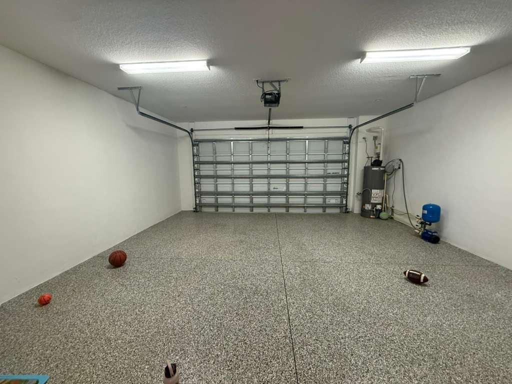 ALTON NEIGHBORHOOD - Residential