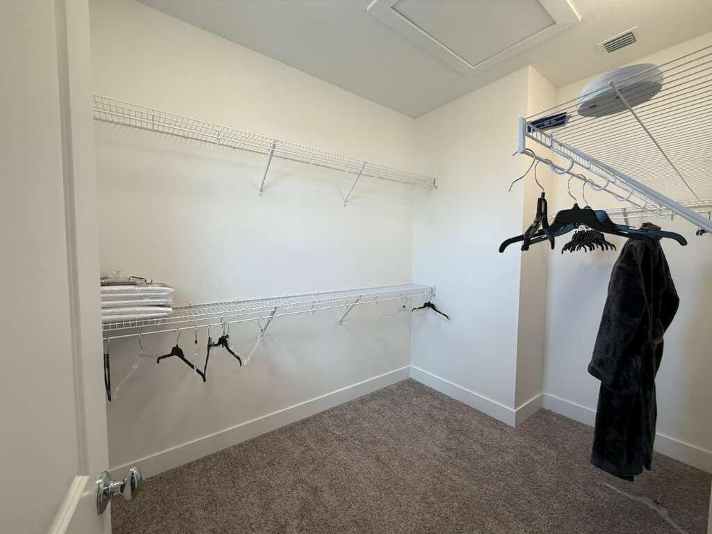 ALTON NEIGHBORHOOD - Residential