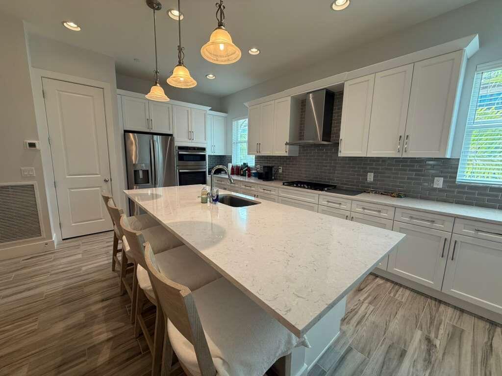 ALTON NEIGHBORHOOD - Residential