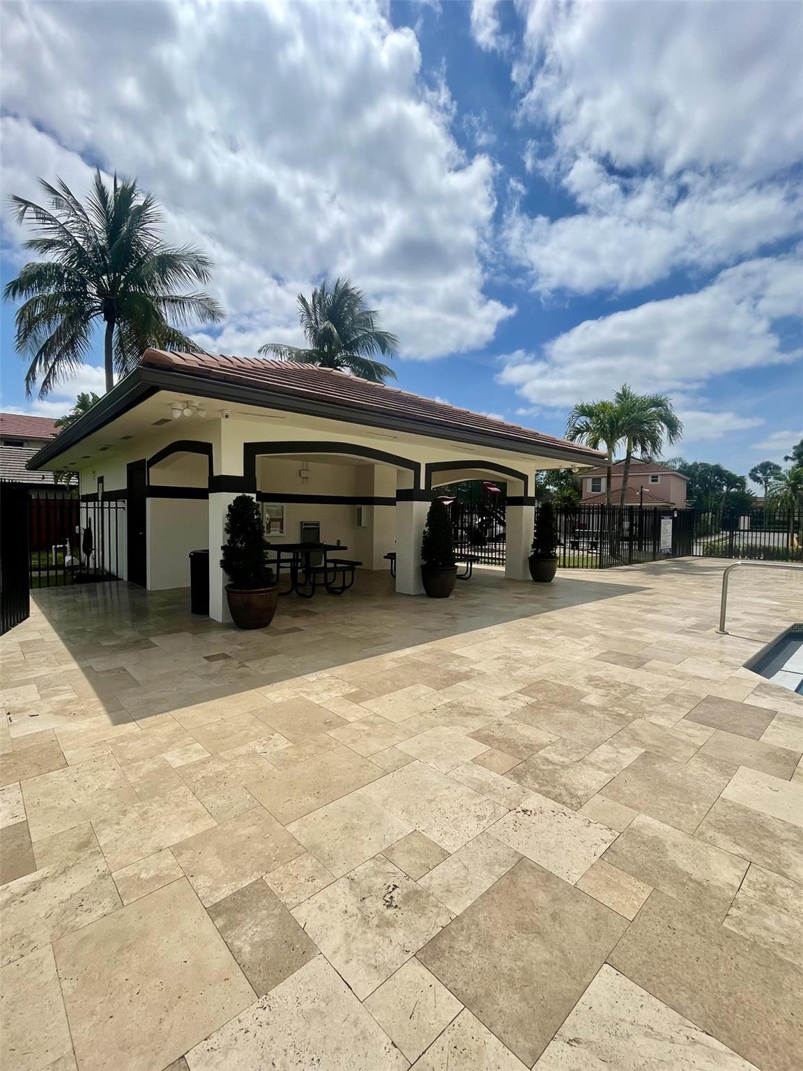Chapel Trail II 112-16 B - Residential