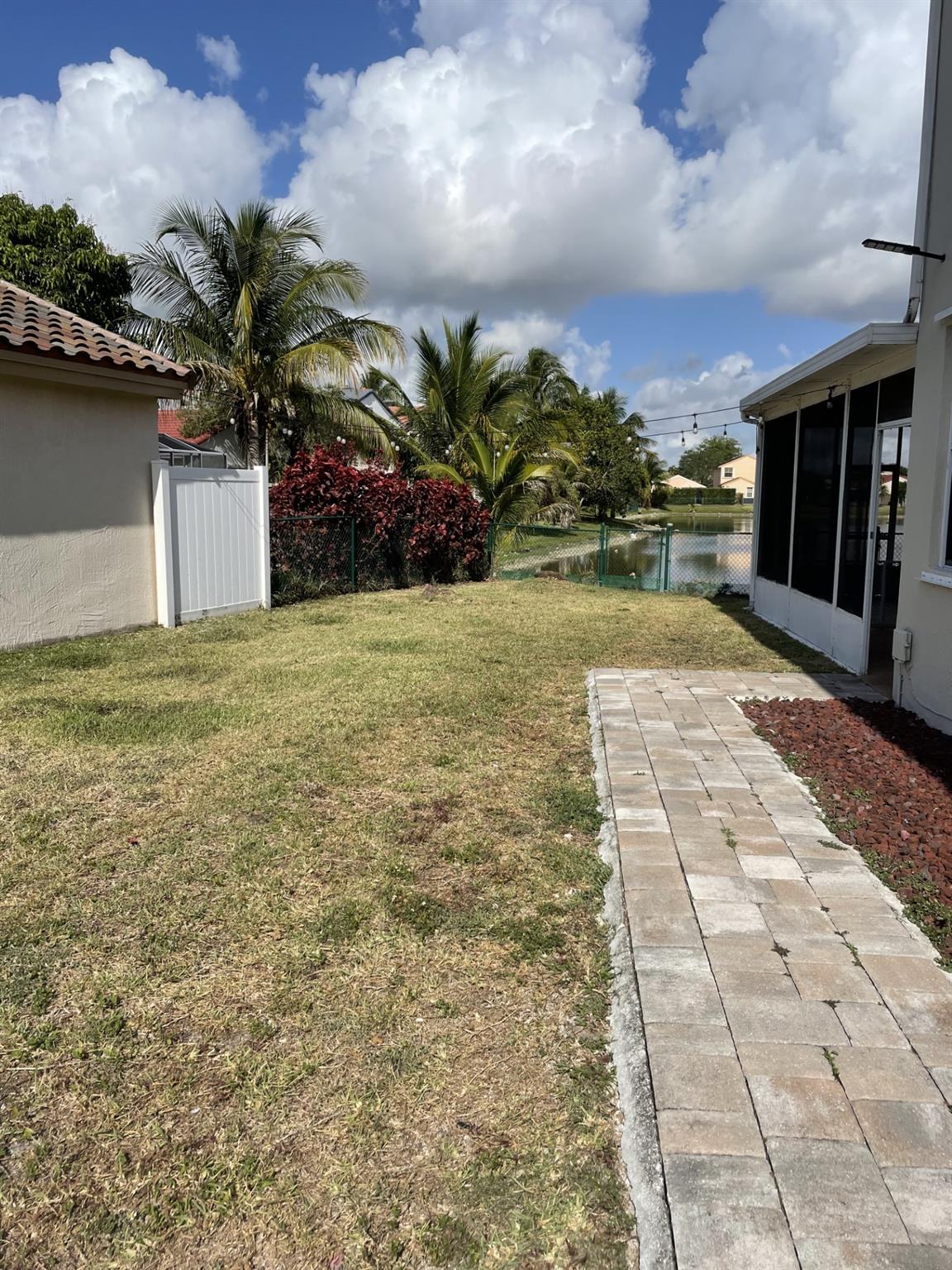 Chapel Trail II 112-16 B - Residential