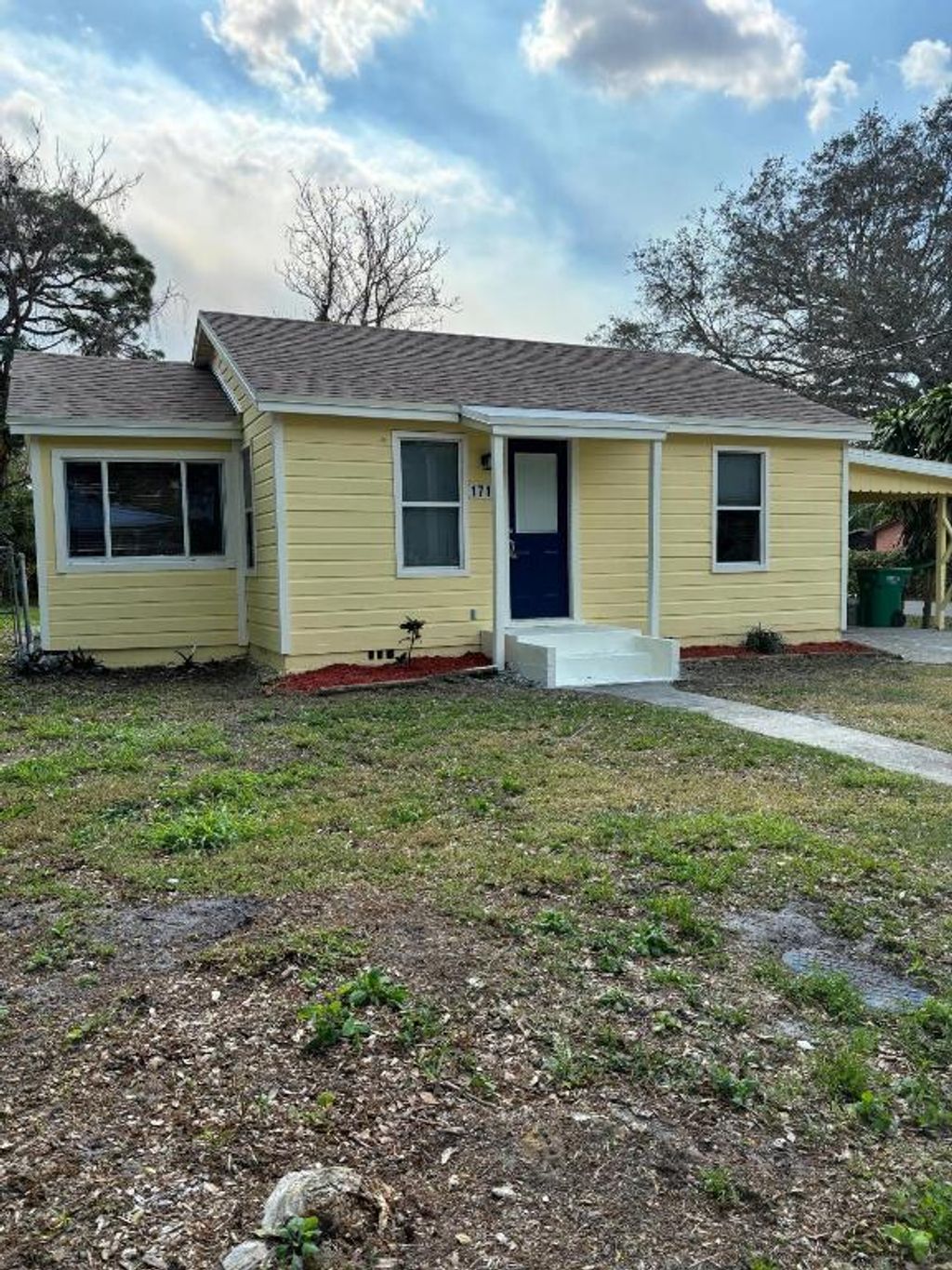 Photo of 1717 Linwood Avenue, Fort Pierce, FL 34982 (MLS # R10960603)