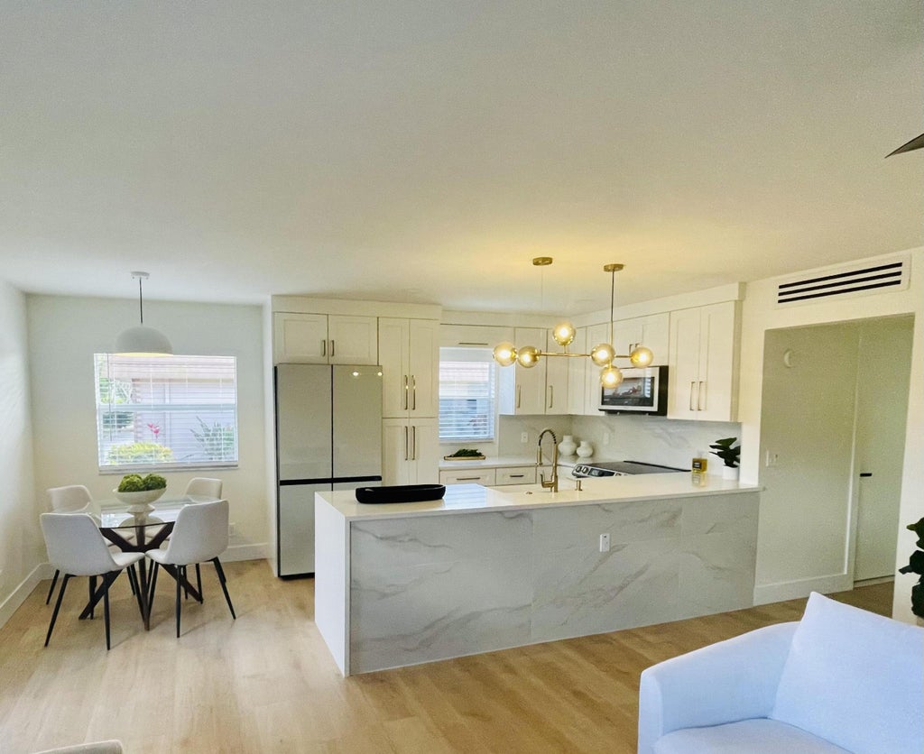 Photo of 356 Seville O, Delray Beach, FL 33446 (MLS # R11124270)