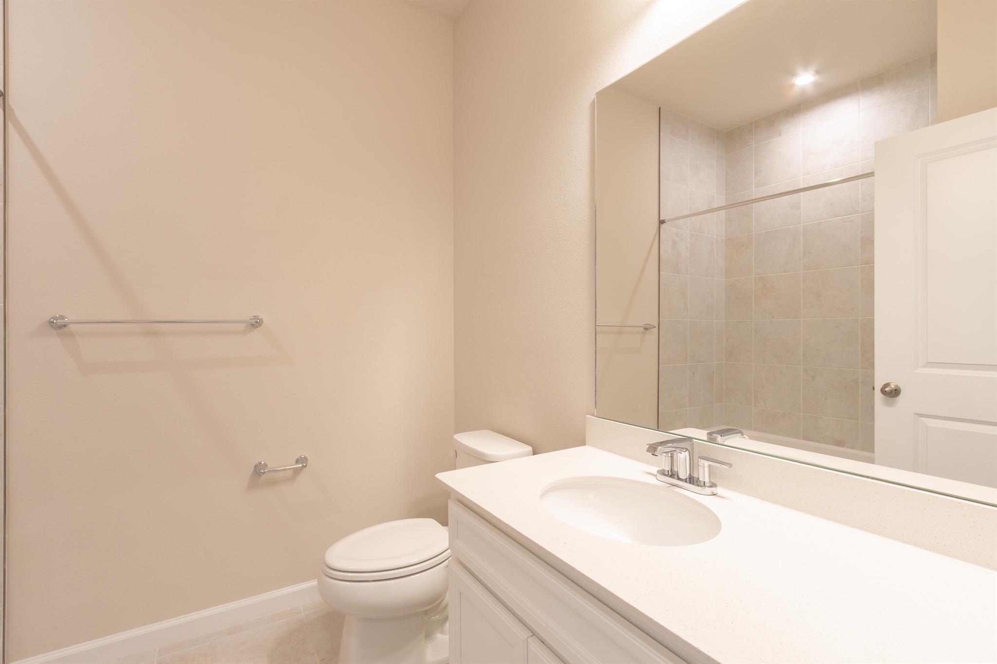 LOST TREE PRESERVE PD PHA - Residential Lease