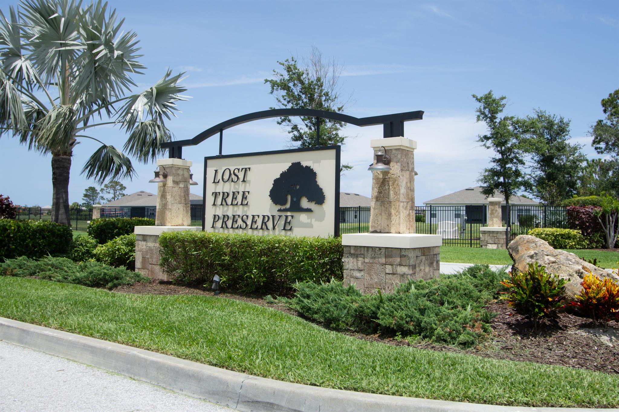 LOST TREE PRESERVE PD PHA - Residential Lease