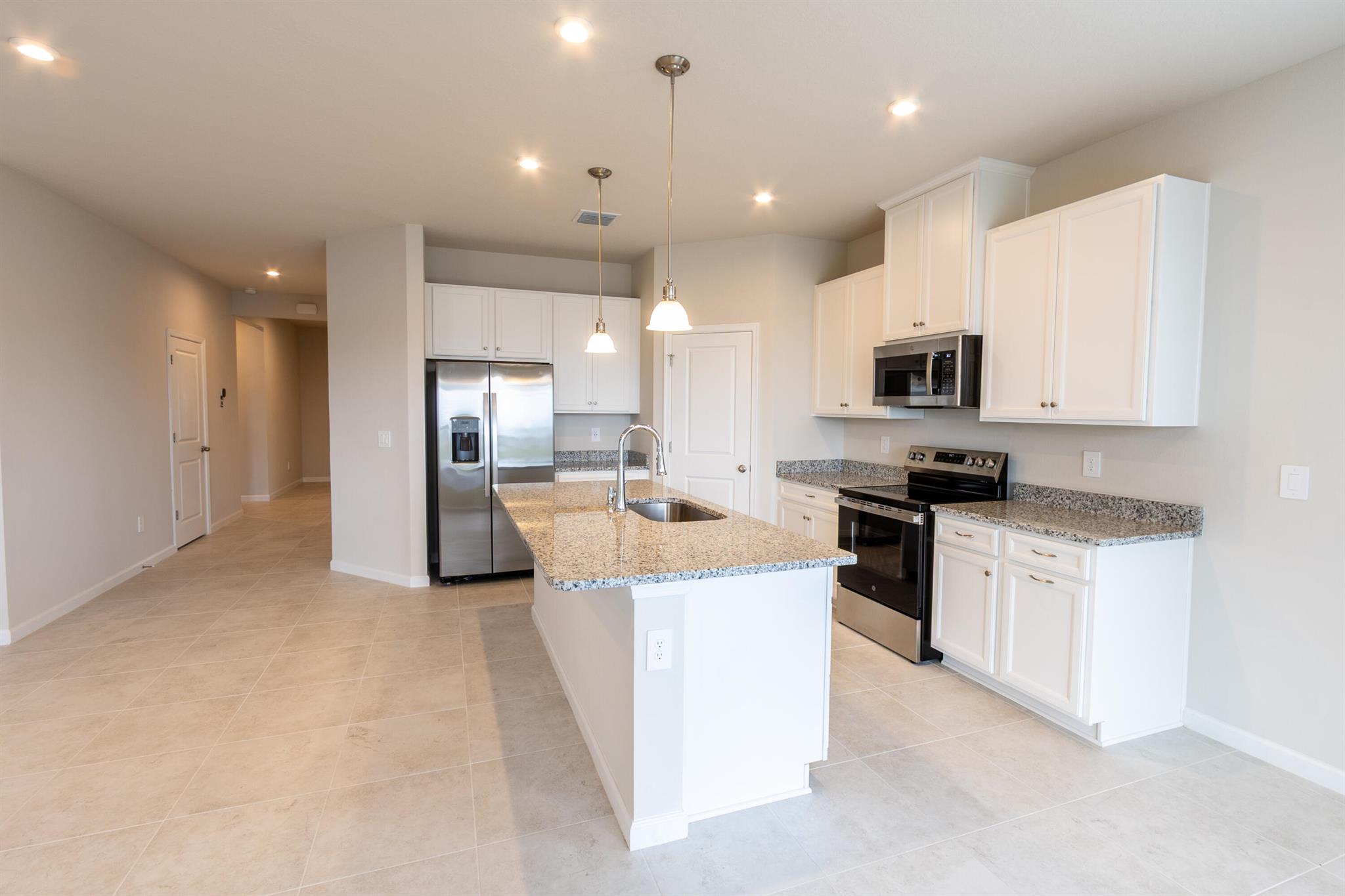 LOST TREE PRESERVE PD PHA - Residential Lease