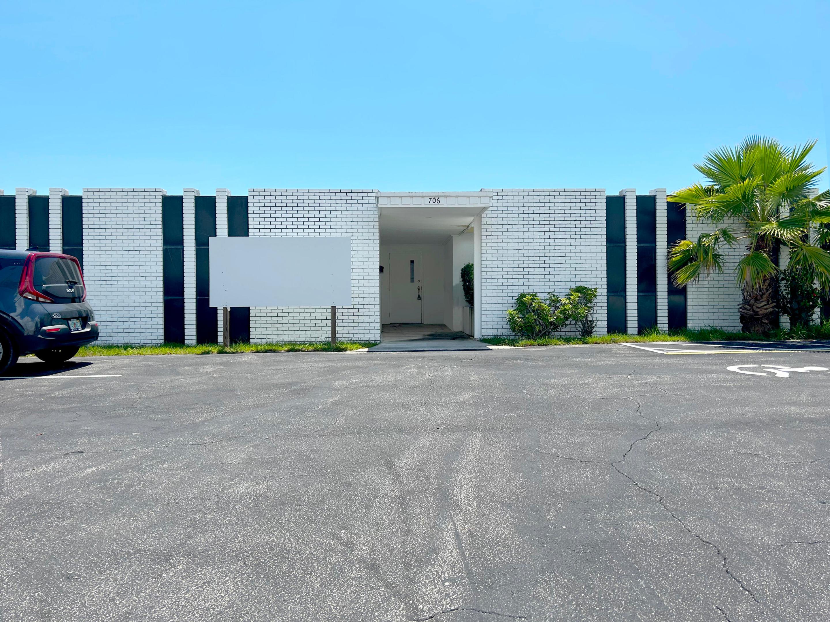 706 N 7th Street