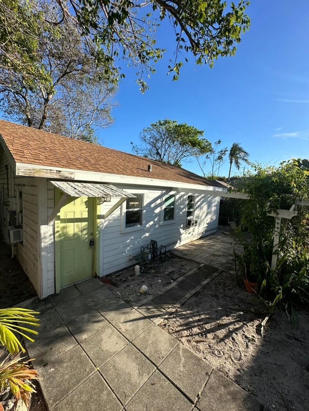 Photo of 727 S M Street #2, Lake Worth Beach, FL 33460 (MLS # R11093344)