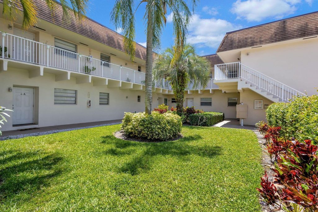 Photo of 10330 N Military 6a Trail #6a, Palm Beach Gardens, FL 33410 (MLS # R11121692)
