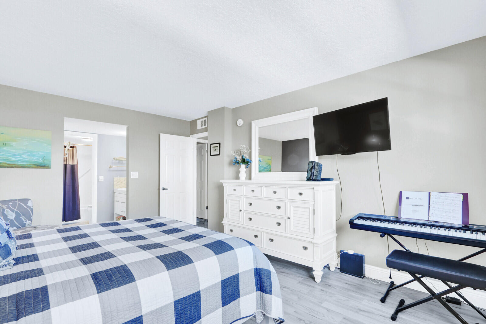 JUNO BY THE SEA CONDO APTS - Residential