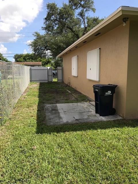 Golden Glades Park 2nd Ad - Residential