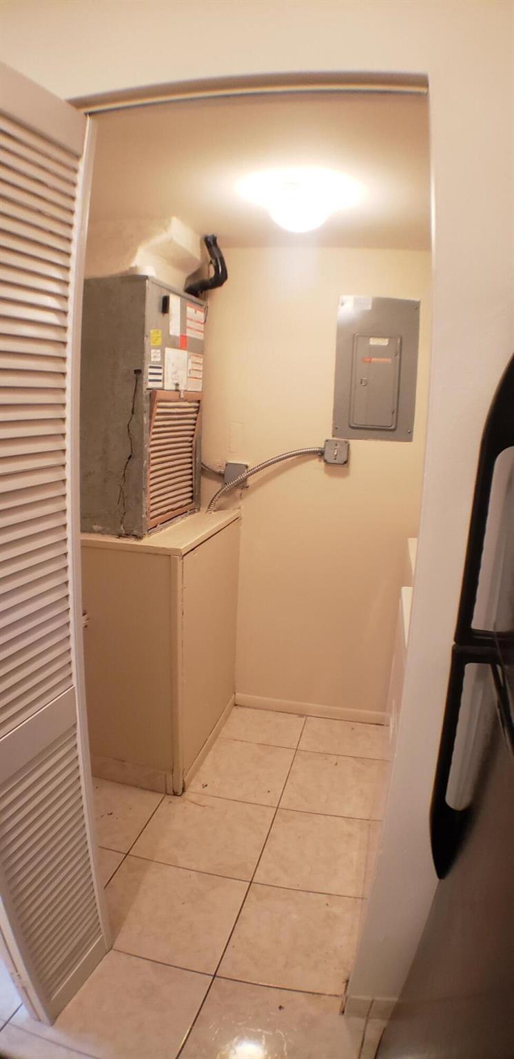 PINE RIDGE AT HAVERHILL - Residential Lease