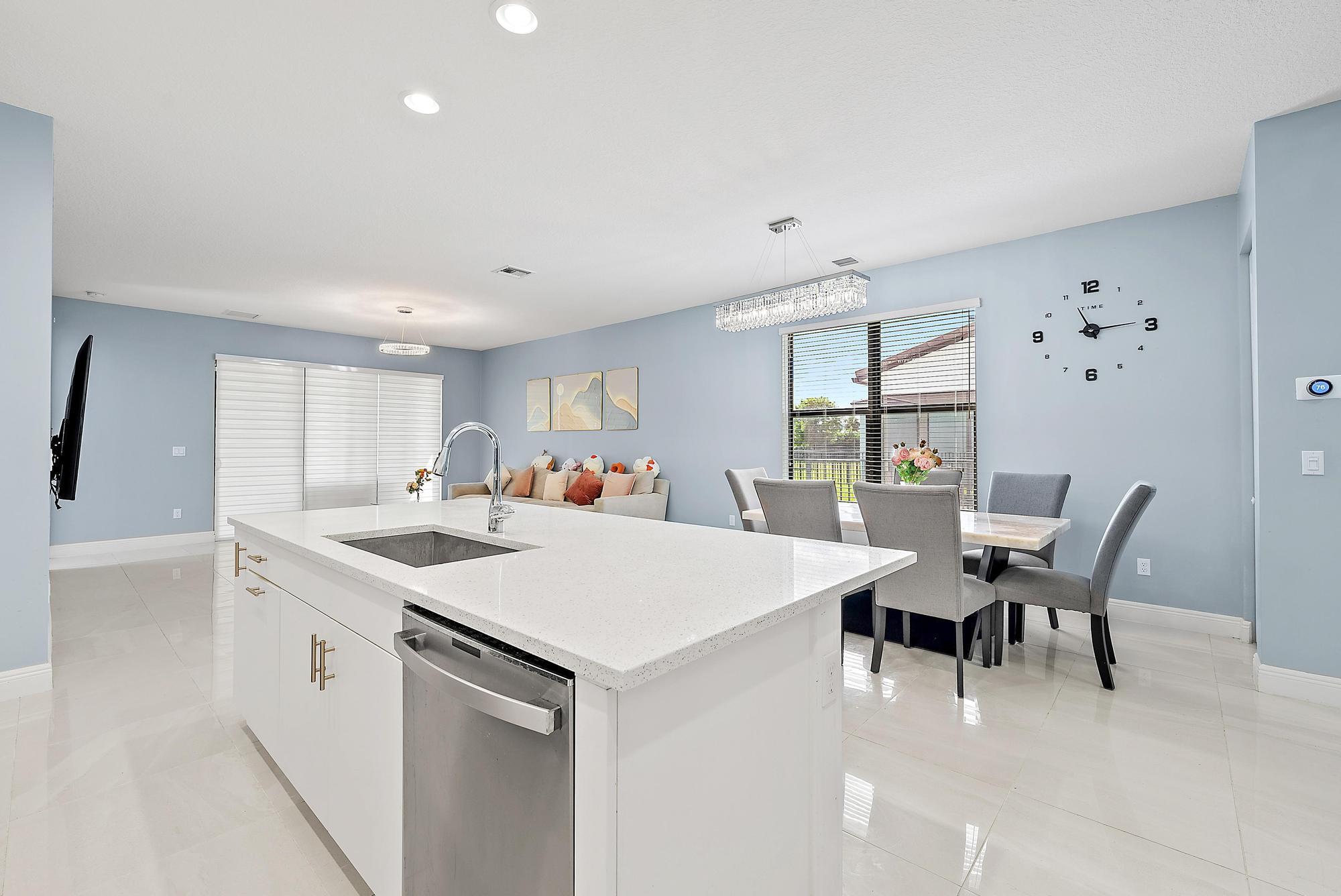 SKY COVE - Residential Lease