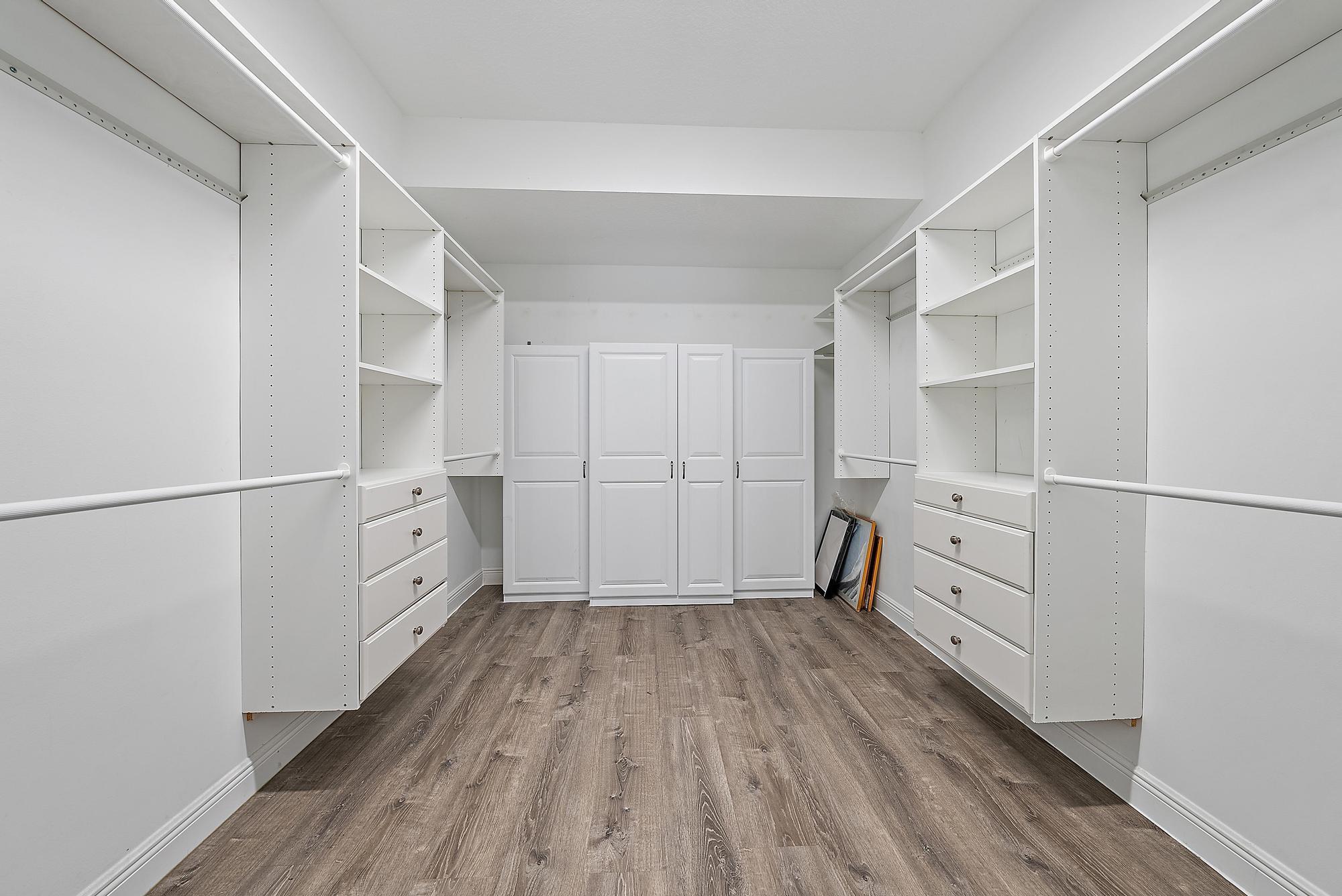 SKY COVE - Residential Lease