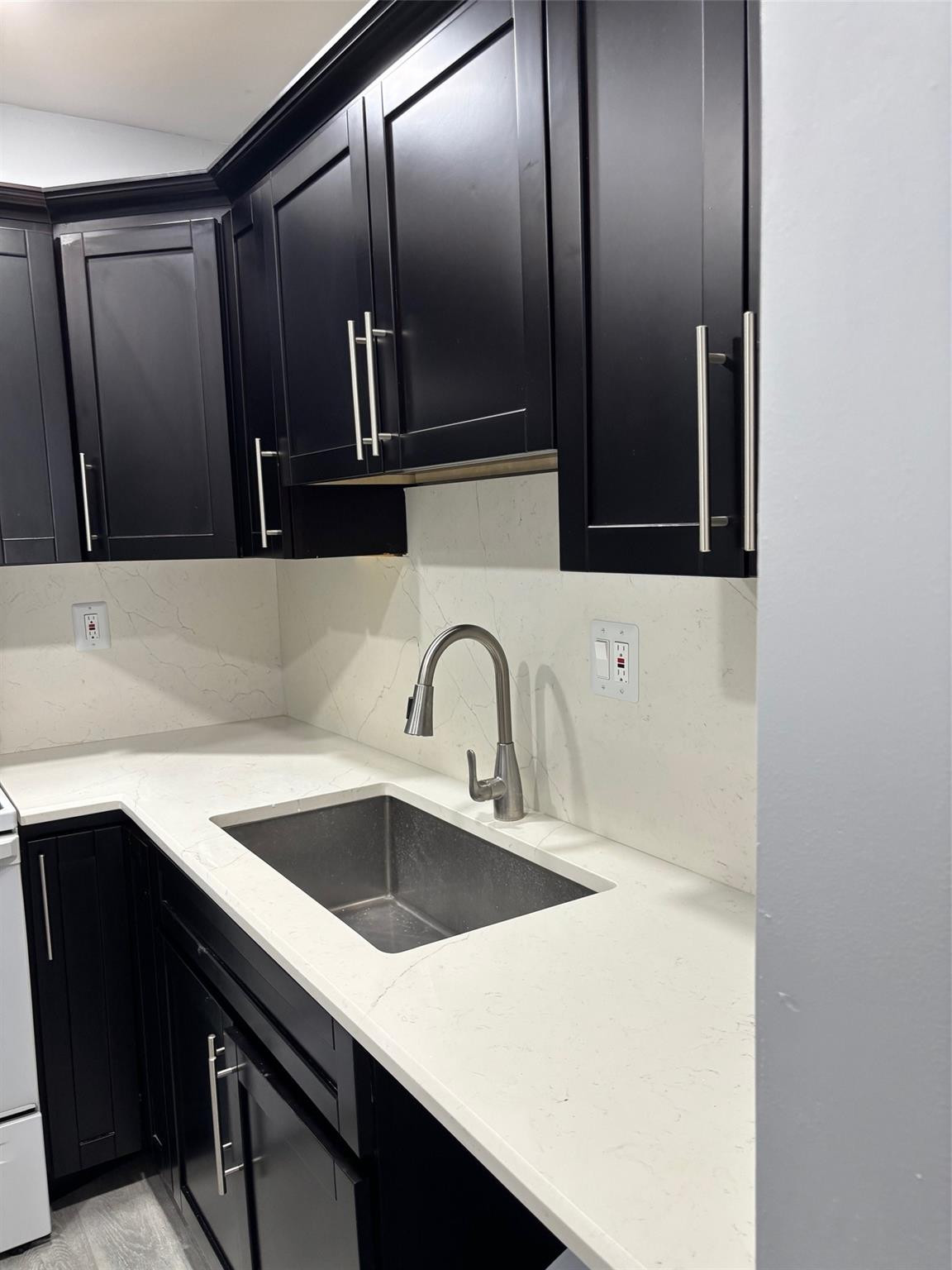 MEADOWS CONDO - Residential