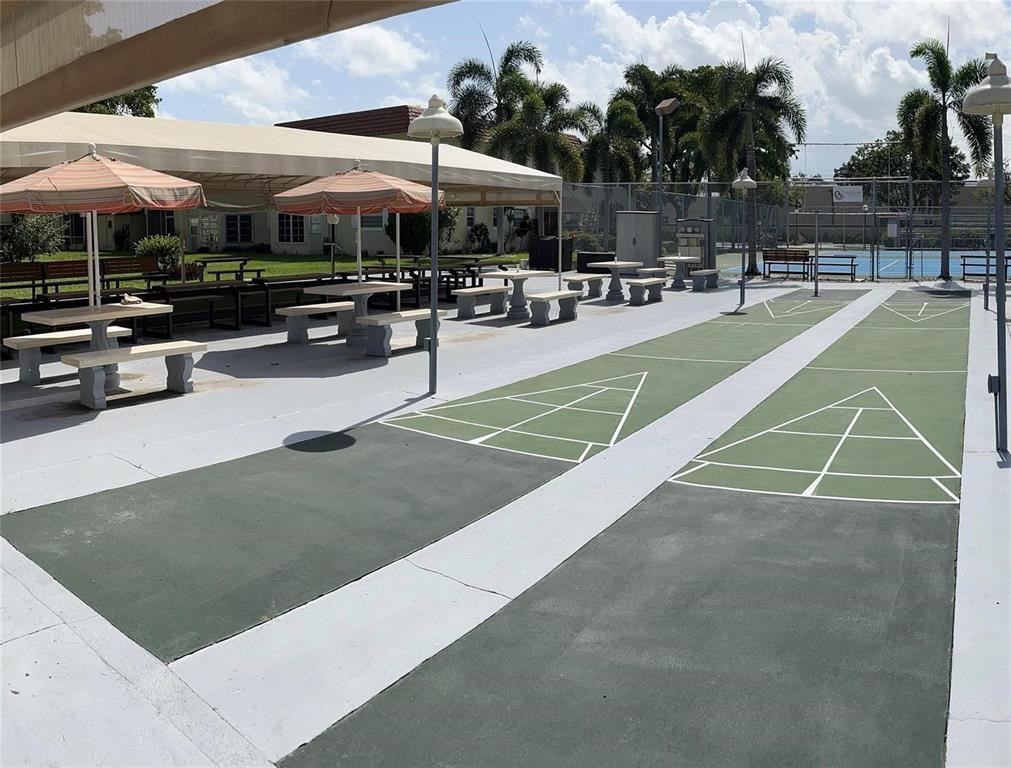 MEADOWS CONDO - Residential