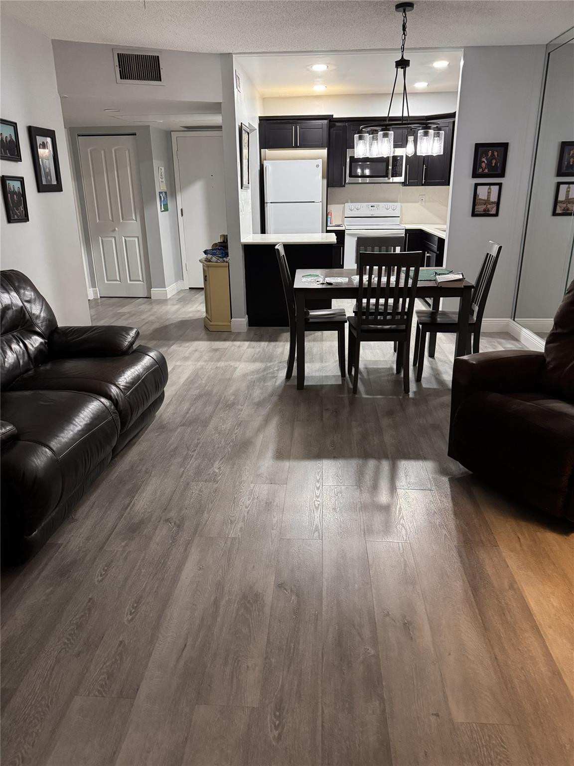 MEADOWS CONDO - Residential