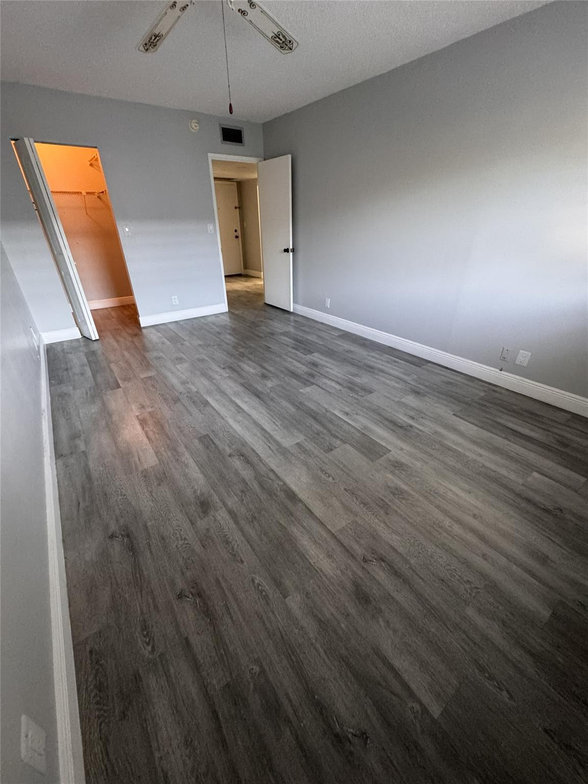 MEADOWS CONDO - Residential