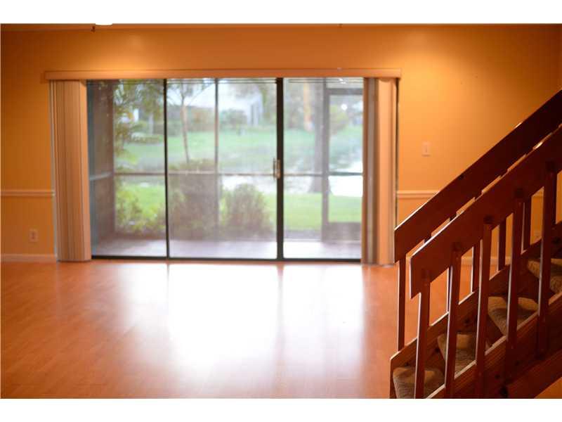 GOLDEN RAINTREE V - Residential