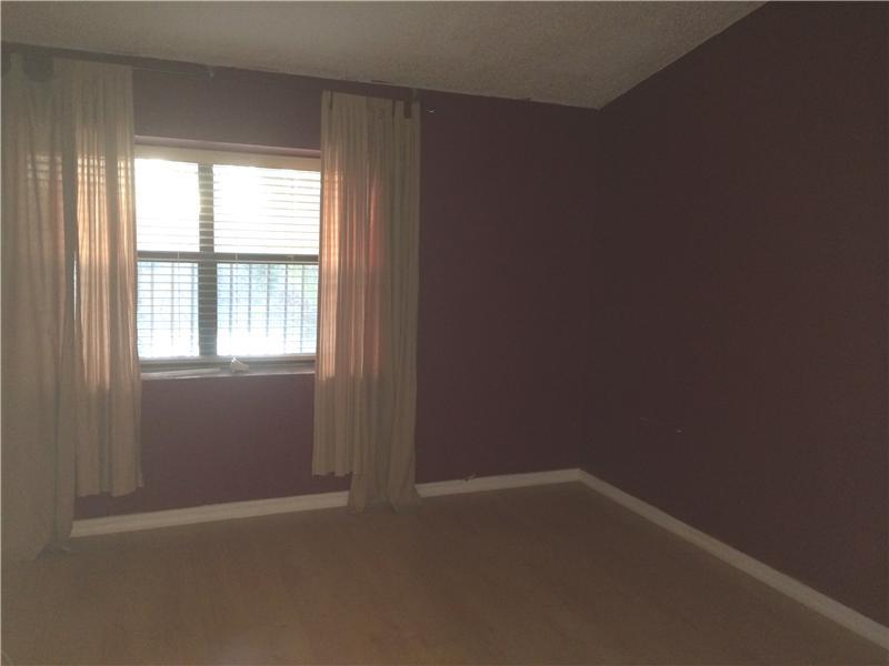 GOLDEN RAINTREE V - Residential