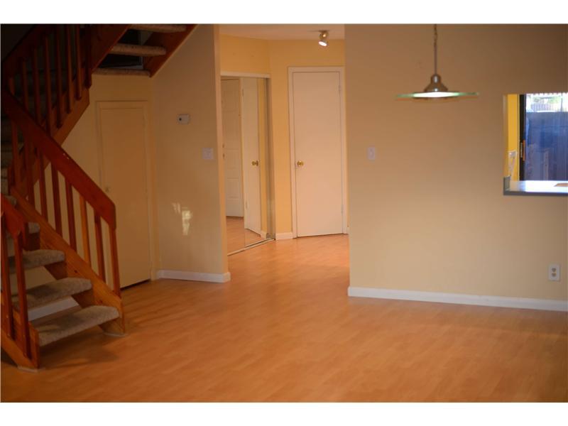 GOLDEN RAINTREE V - Residential