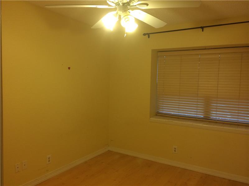 GOLDEN RAINTREE V - Residential