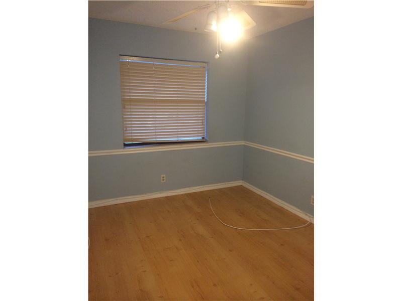 GOLDEN RAINTREE V - Residential