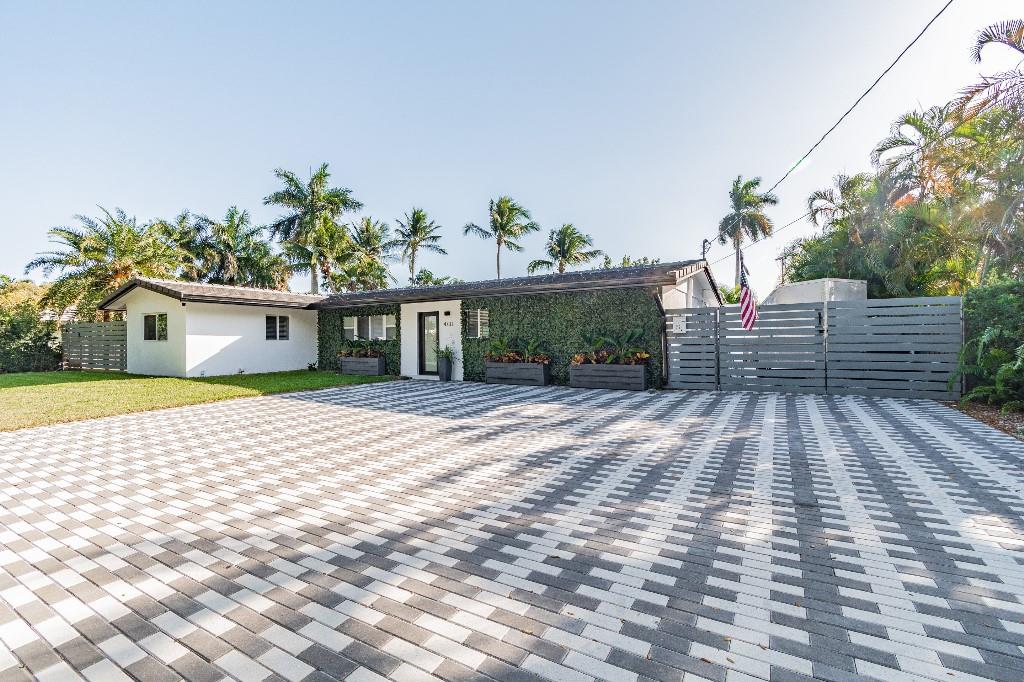 Coral Key Villas 5th Sec - Residential