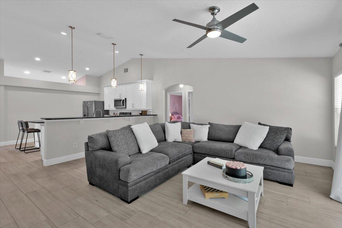 PORT ST LUCIE SECTION 5 - Residential